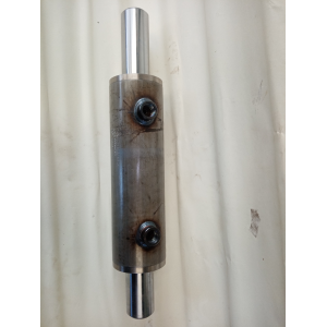 CILINDRO OLEODINAMICO DOPPIO EFFETTO 250 BAR DOPPIO STELO TESTE GUIDE IN BRONZO, SUPPORTO INOX PER SFERA  ALESAGGIO 50/60 STELO 30 CORSA 178 MM.